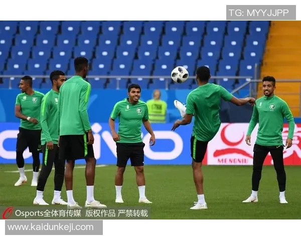 乌拉圭与沙特阿拉伯上半场精彩对决分析与战术解析 乌拉圭与沙特阿拉伯上半场精彩对决分析与战术解析